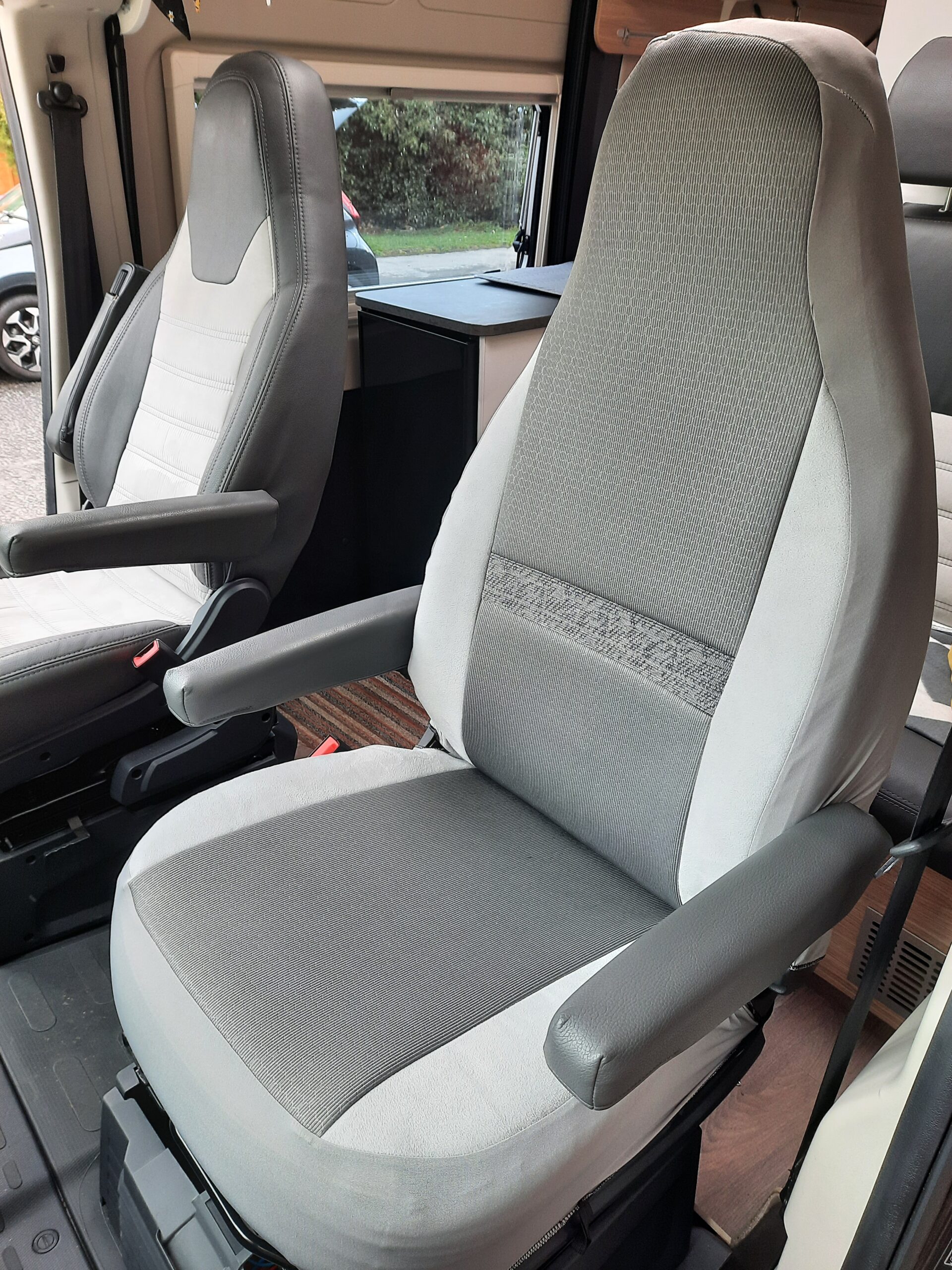 Nissan Motorhome 2 front seat covers, MH-1071 Olivia in grey / light grey suede trim