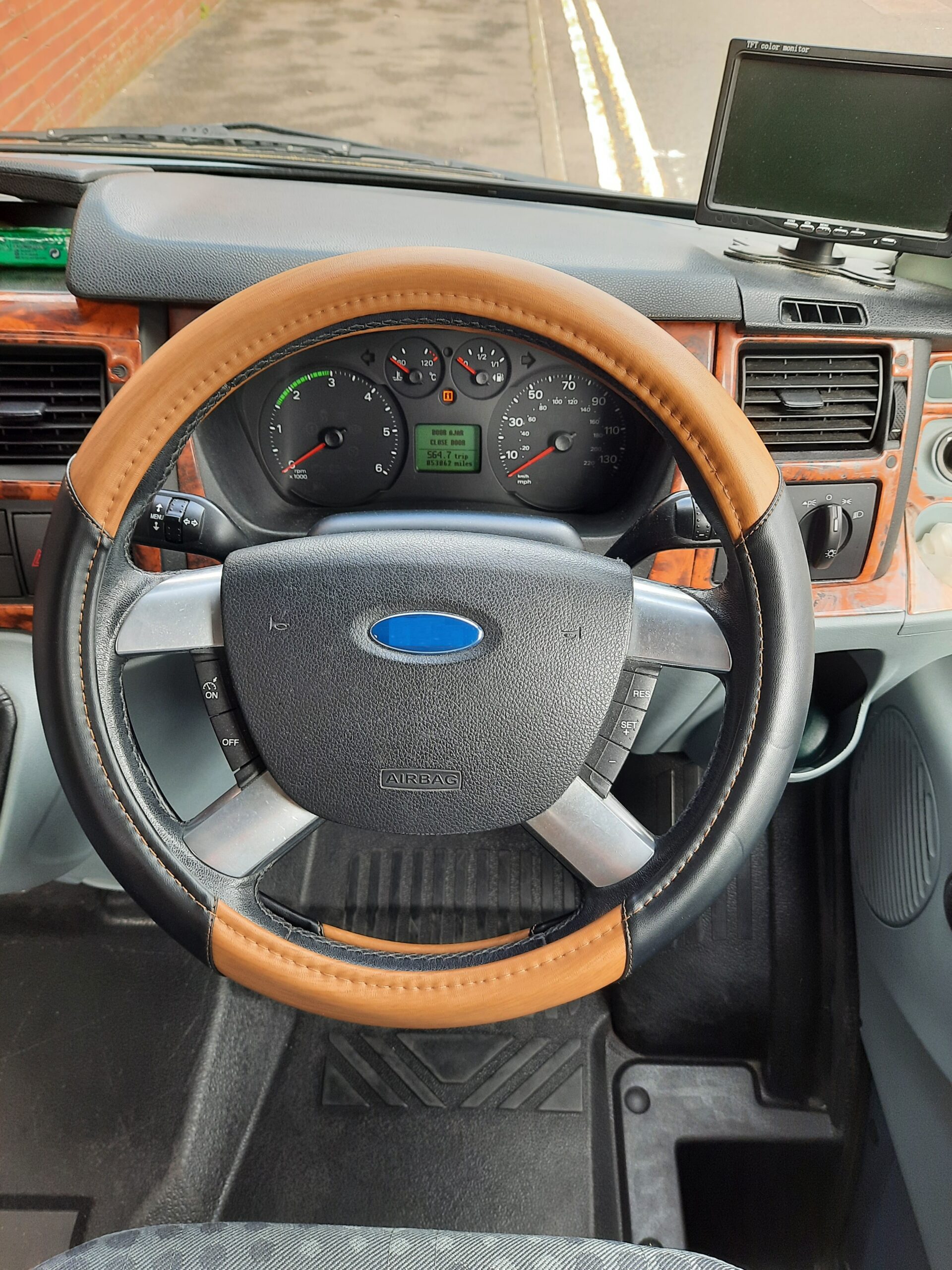 Carthago Motorhome steering wheel cover - Wood grain